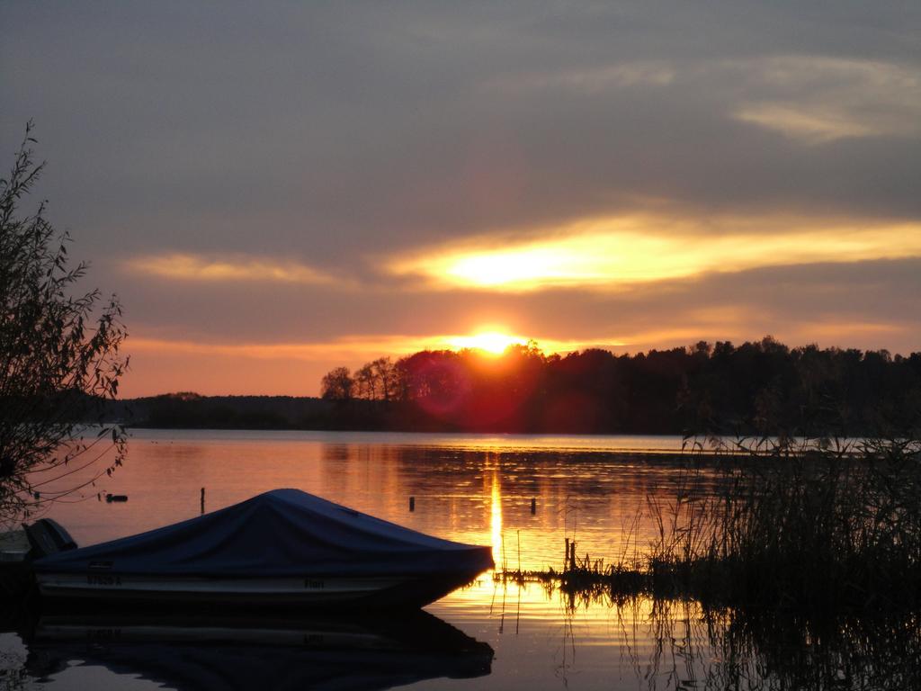 Spreewaldhaeuser Golinski Mit Kamin Am Neuendorfer See Alt Schadow Экстерьер фото